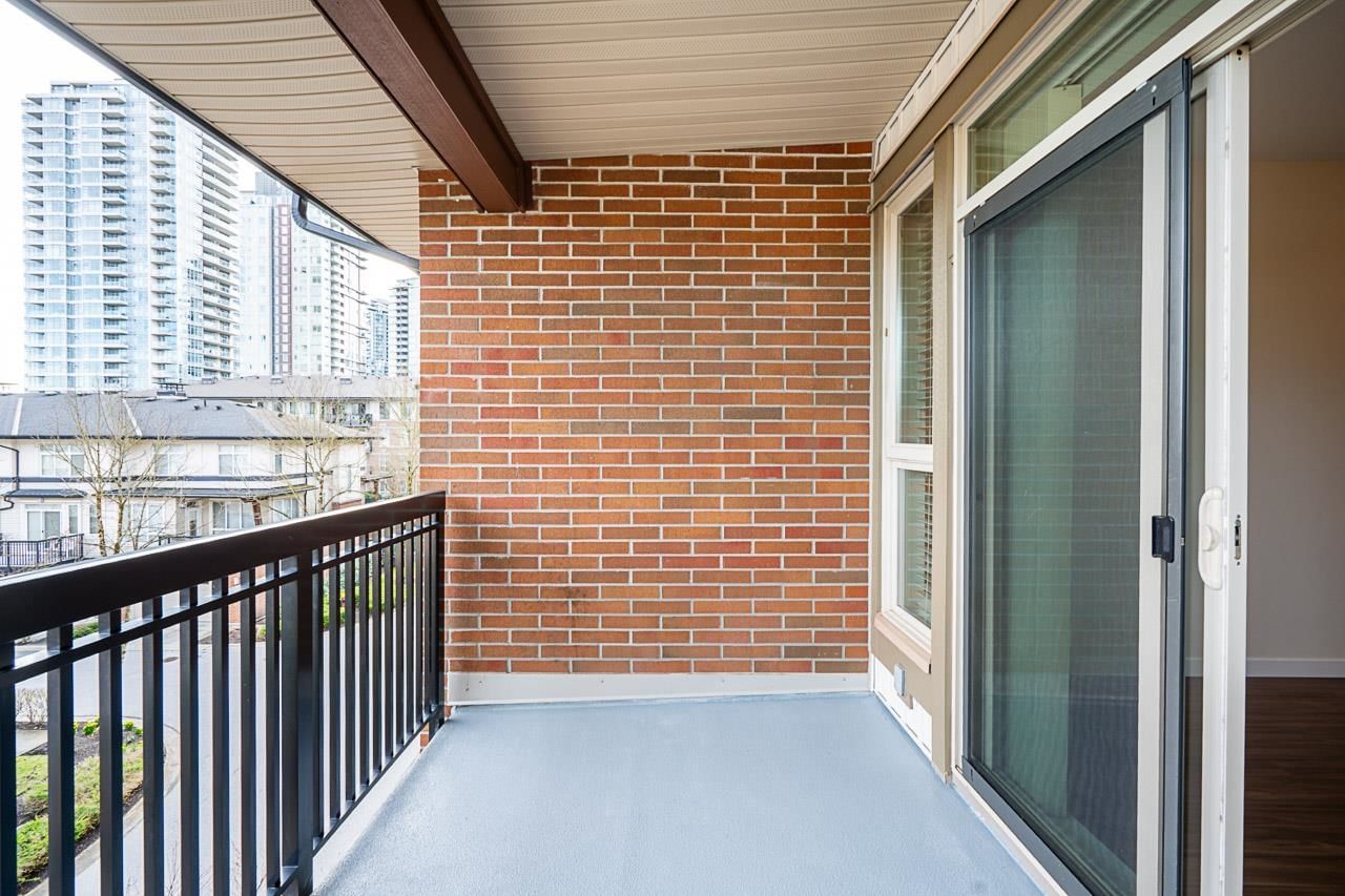 Listing Image 20
