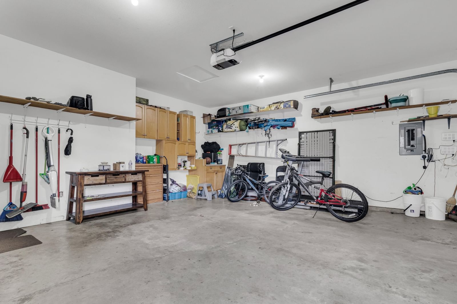 Listing Image 24