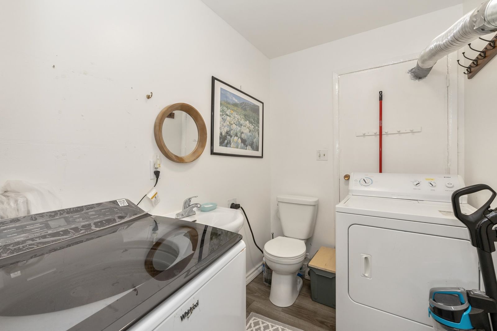 Listing Image 18