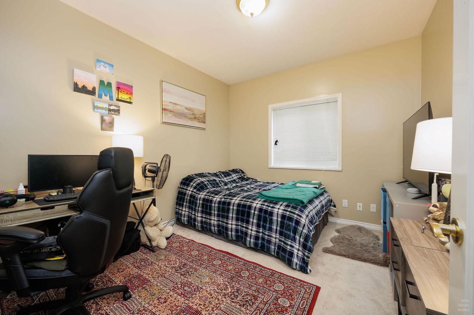 Listing Image 13