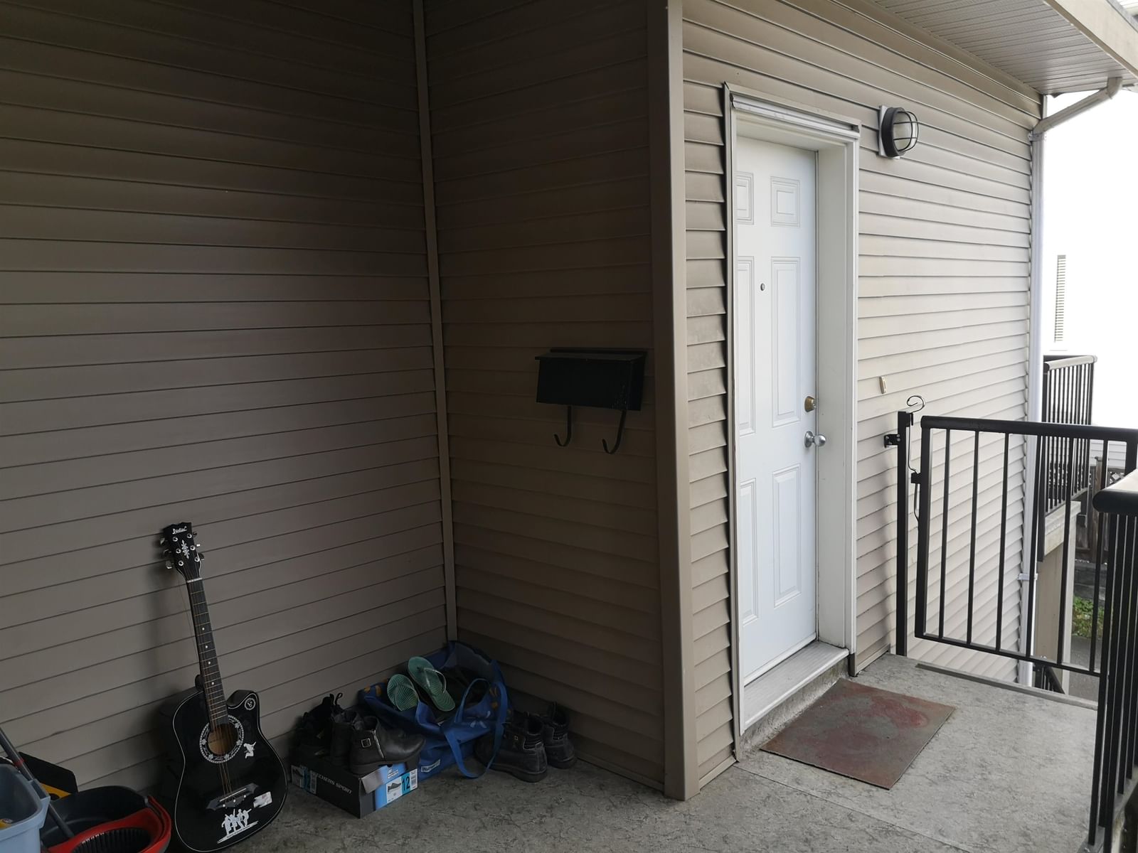 Listing Image 5