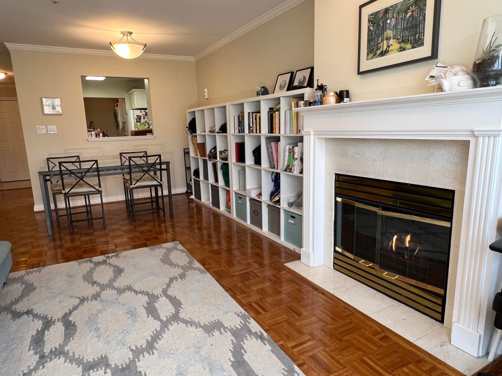 Listing Image 9