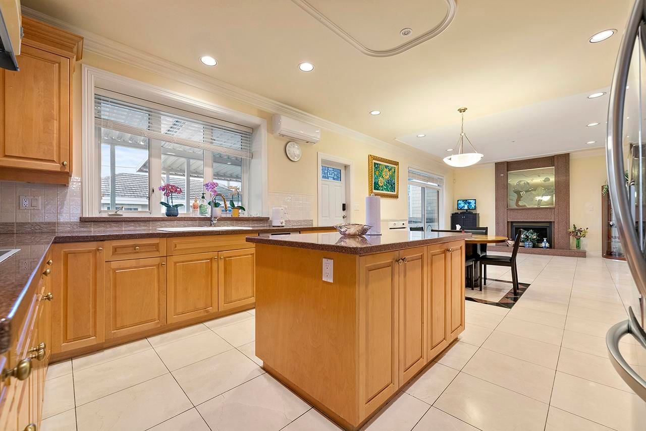 Listing Image 12