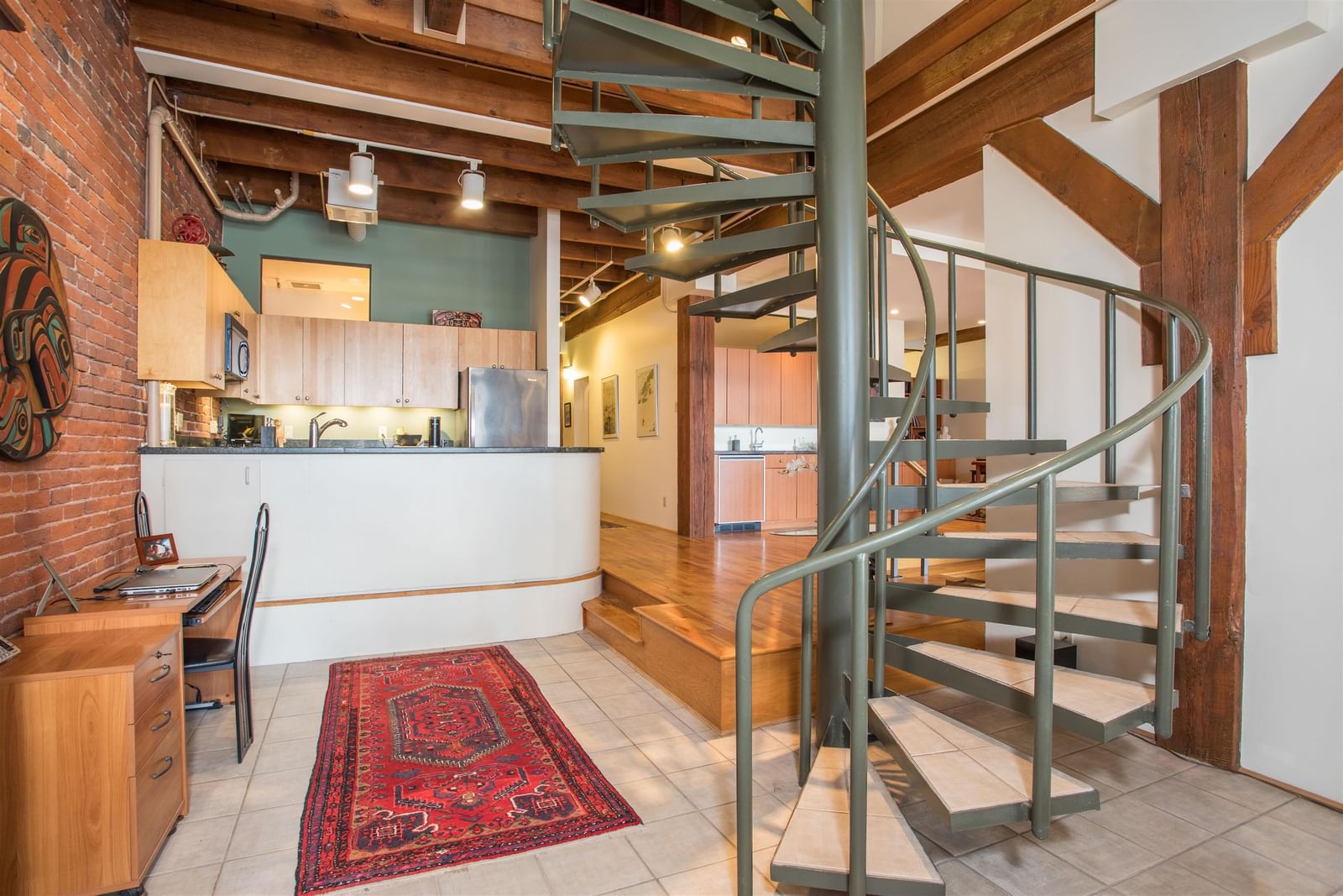 Listing Image 13