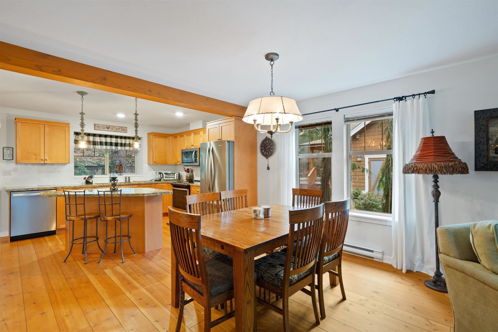 Listing Image 19