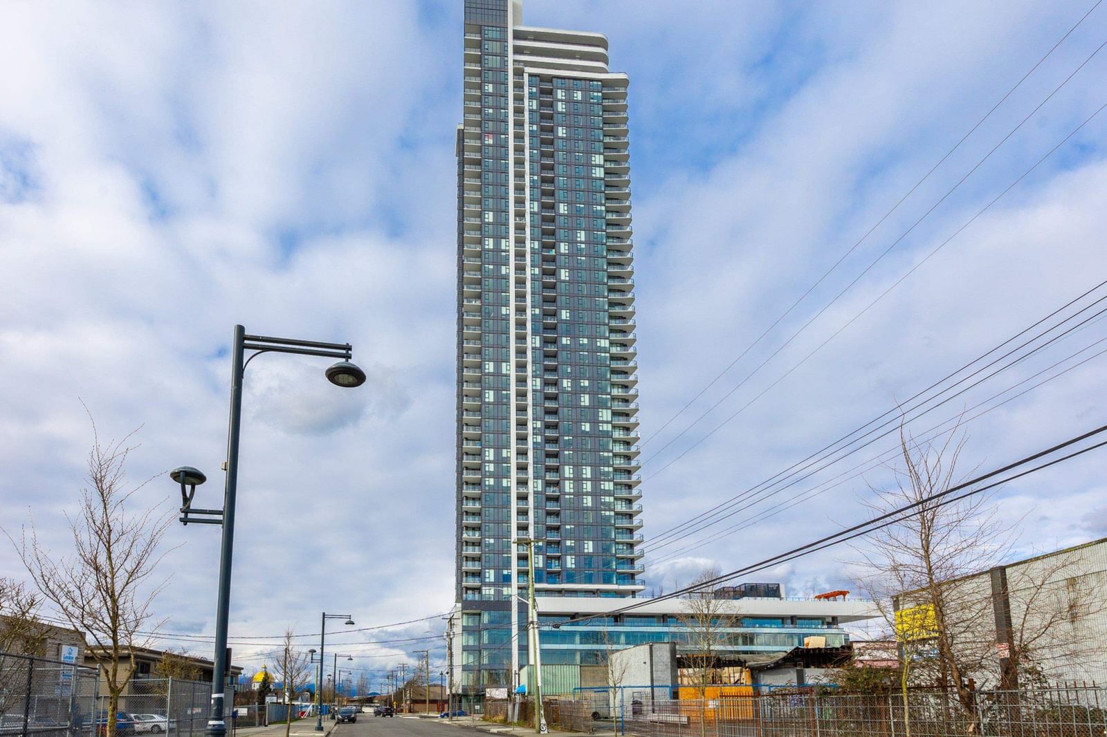 Listing Image 1