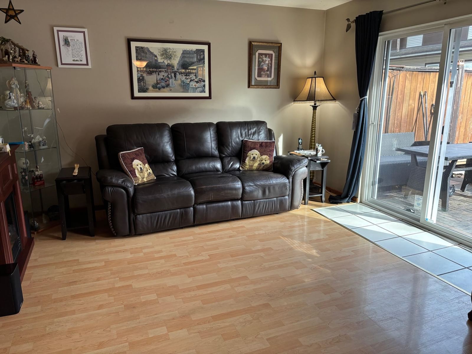 Listing Image 5