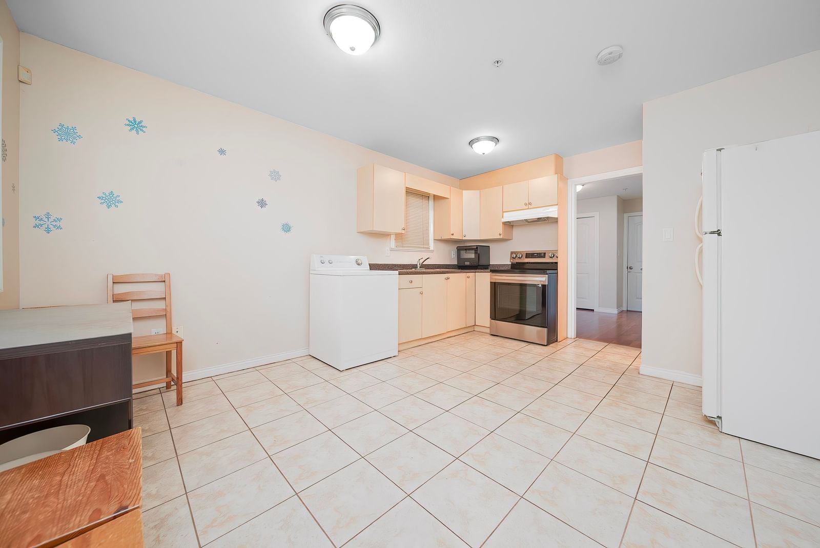 Listing Image 20