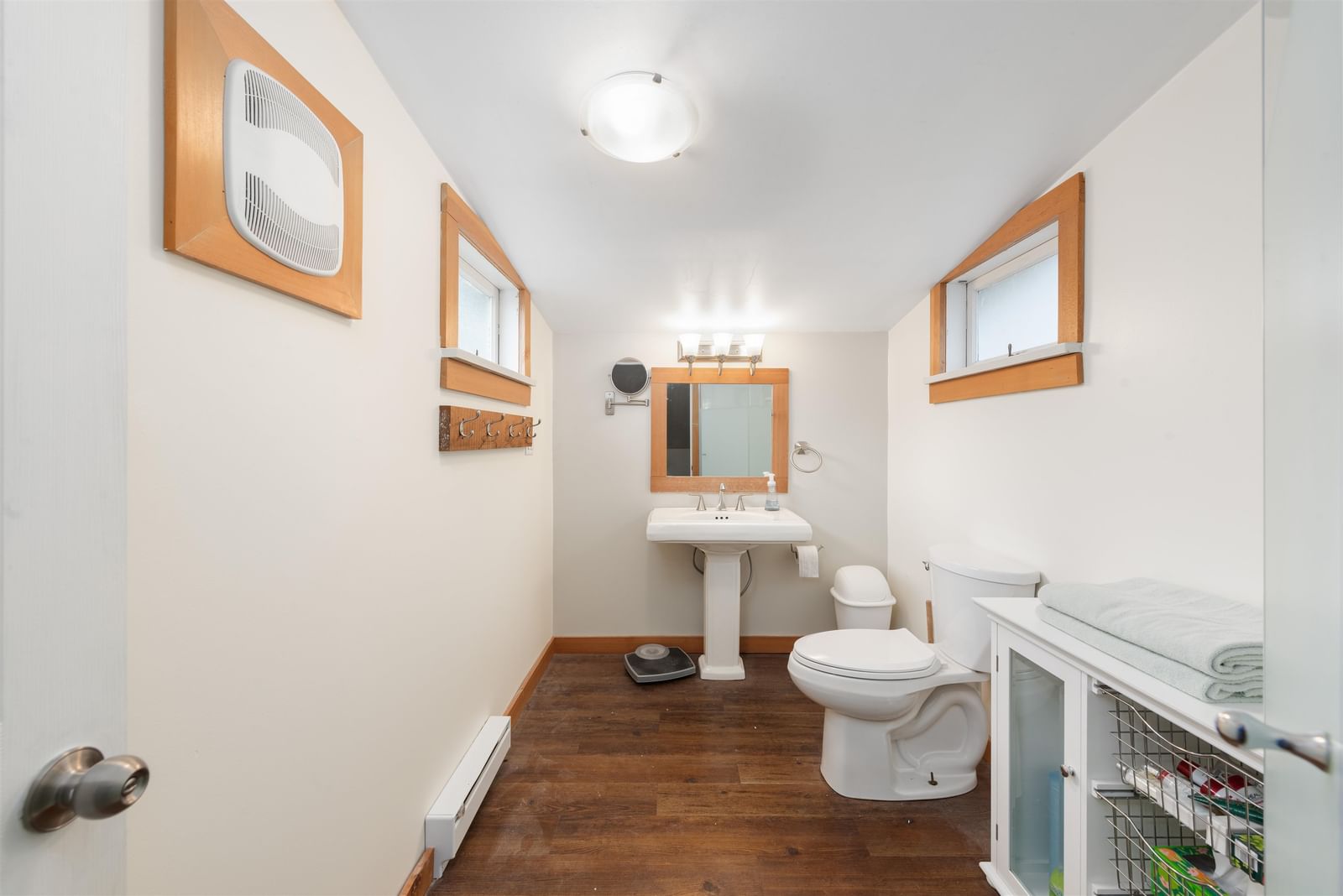 Listing Image 20
