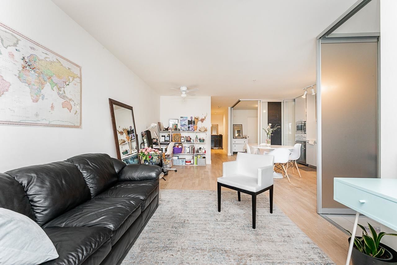 Listing Image 18