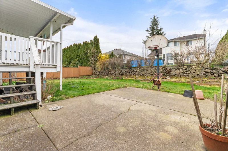 32110 Rogers Avenue, Abbotsford, V2T 5B7 | Image 3