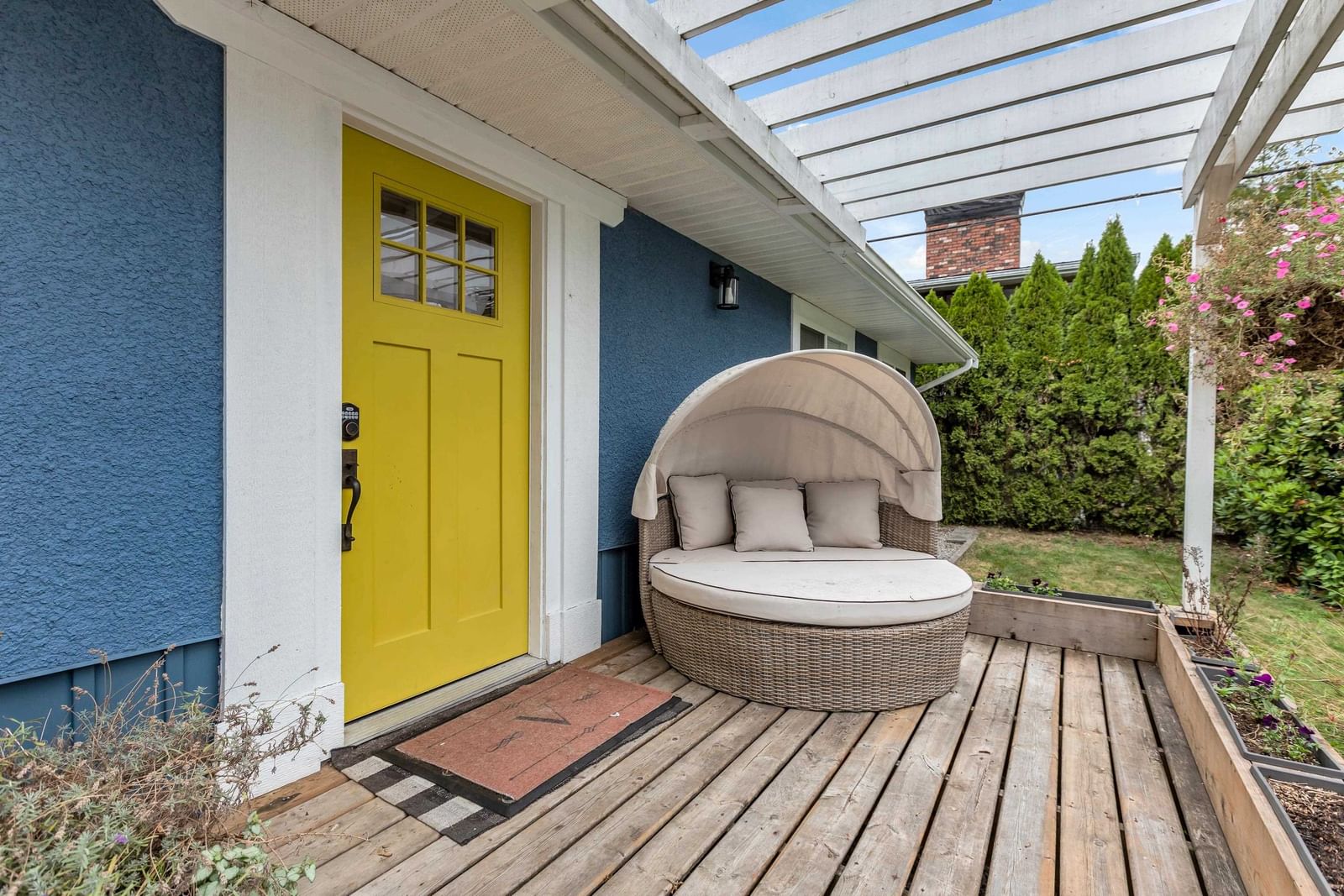 Listing Image 5