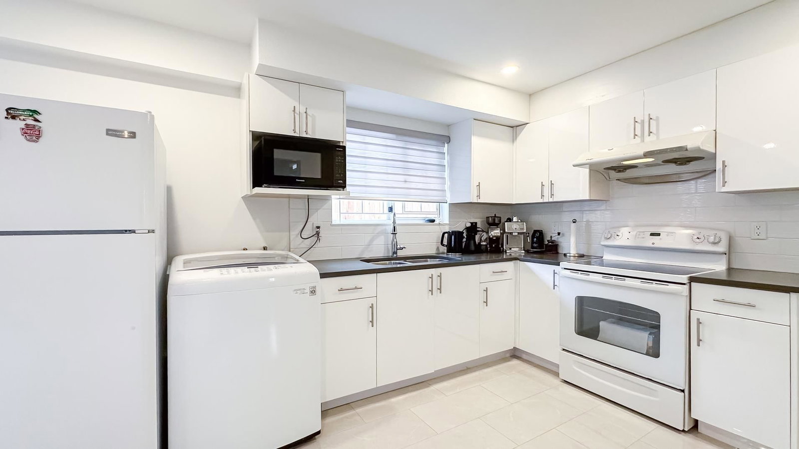 Listing Image 18