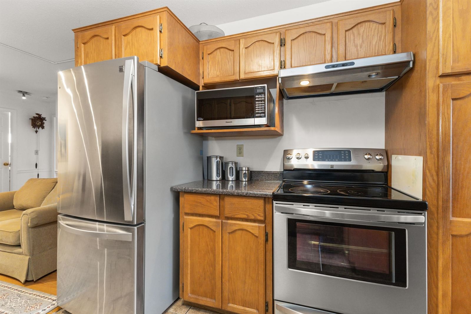 Listing Image 12
