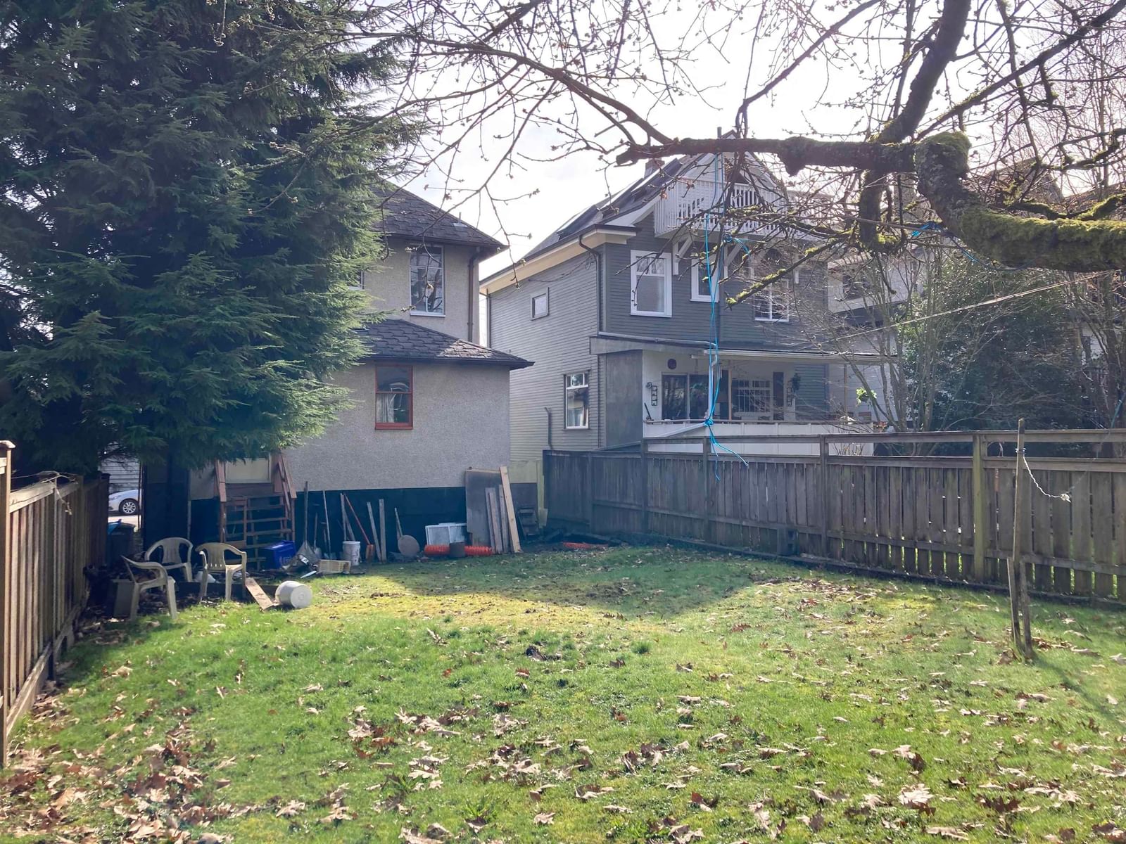 Listing Image 4