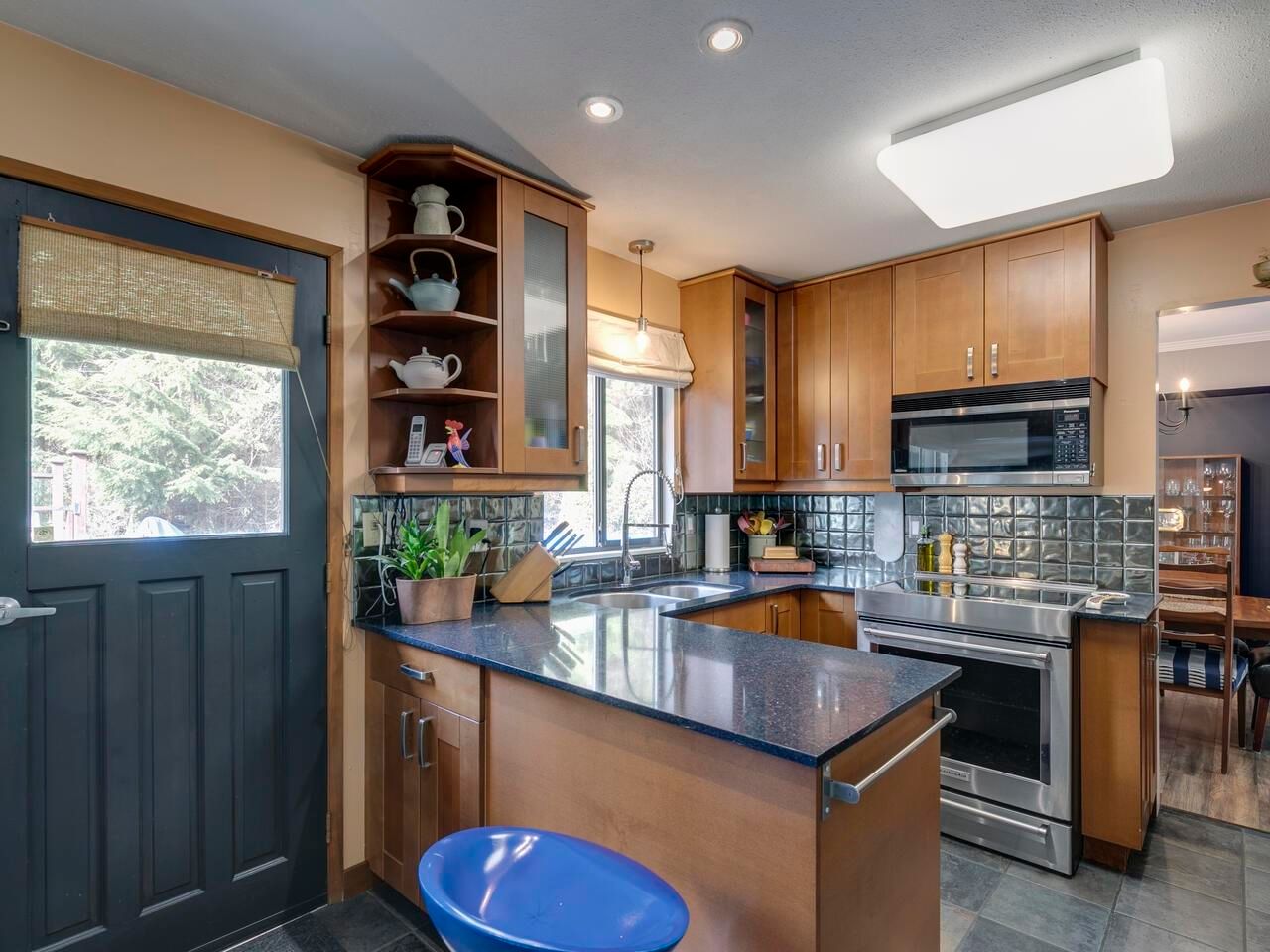 Listing Image 18