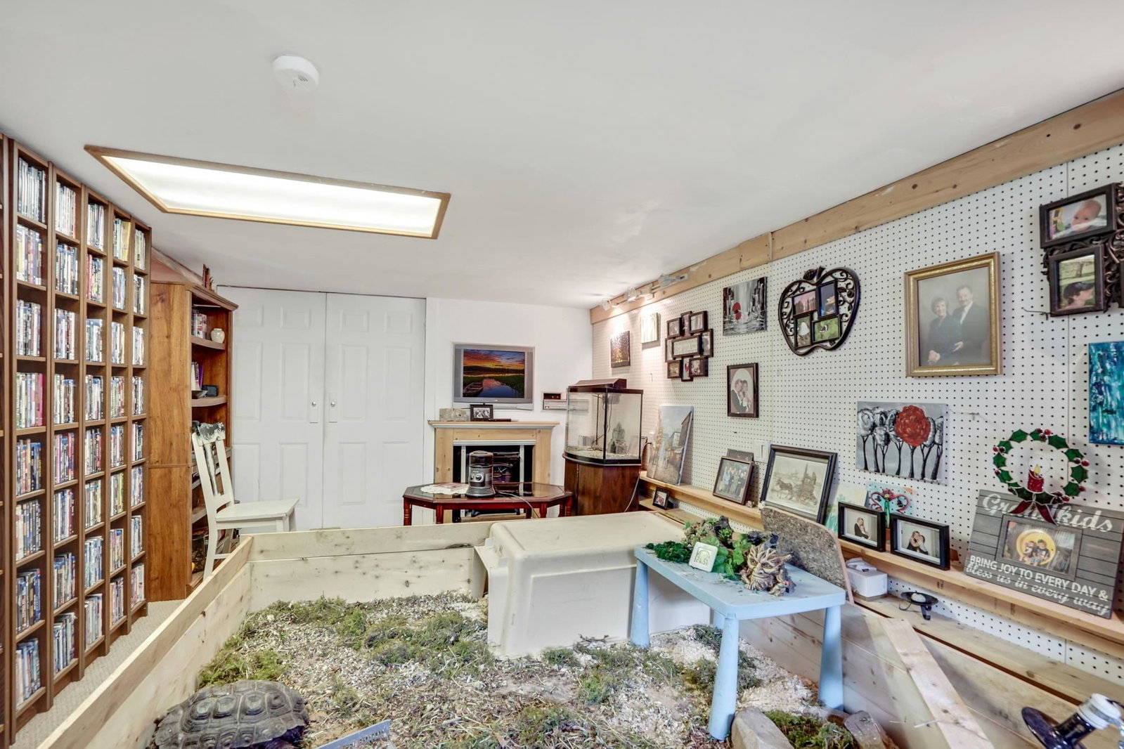Listing Image 15