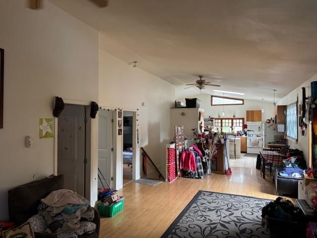Listing Image 17