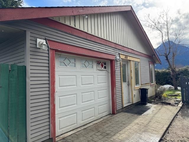 Listing Image 6