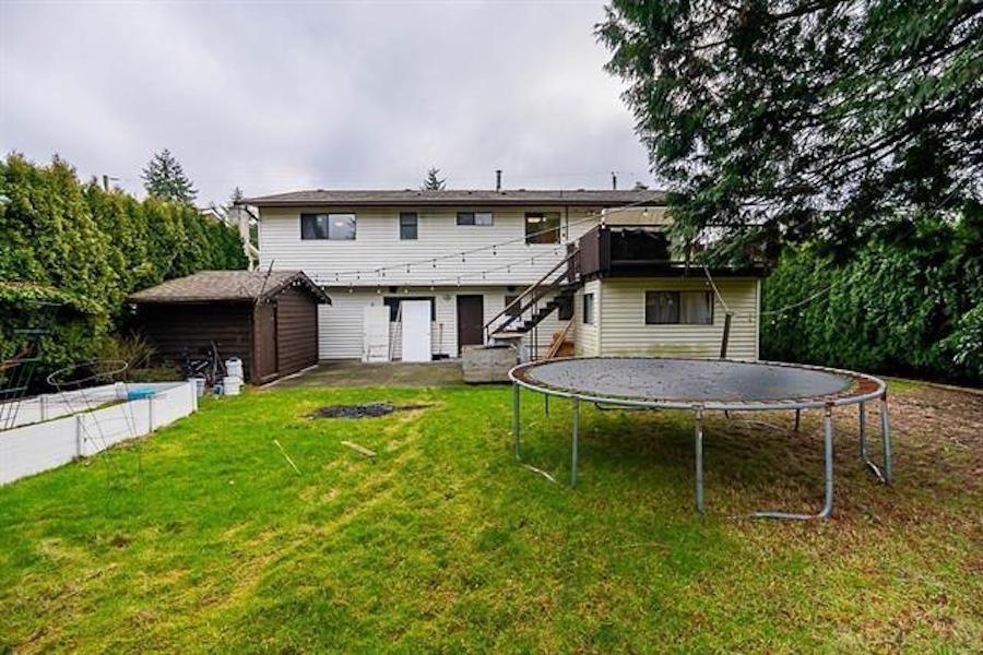 Listing Image 17