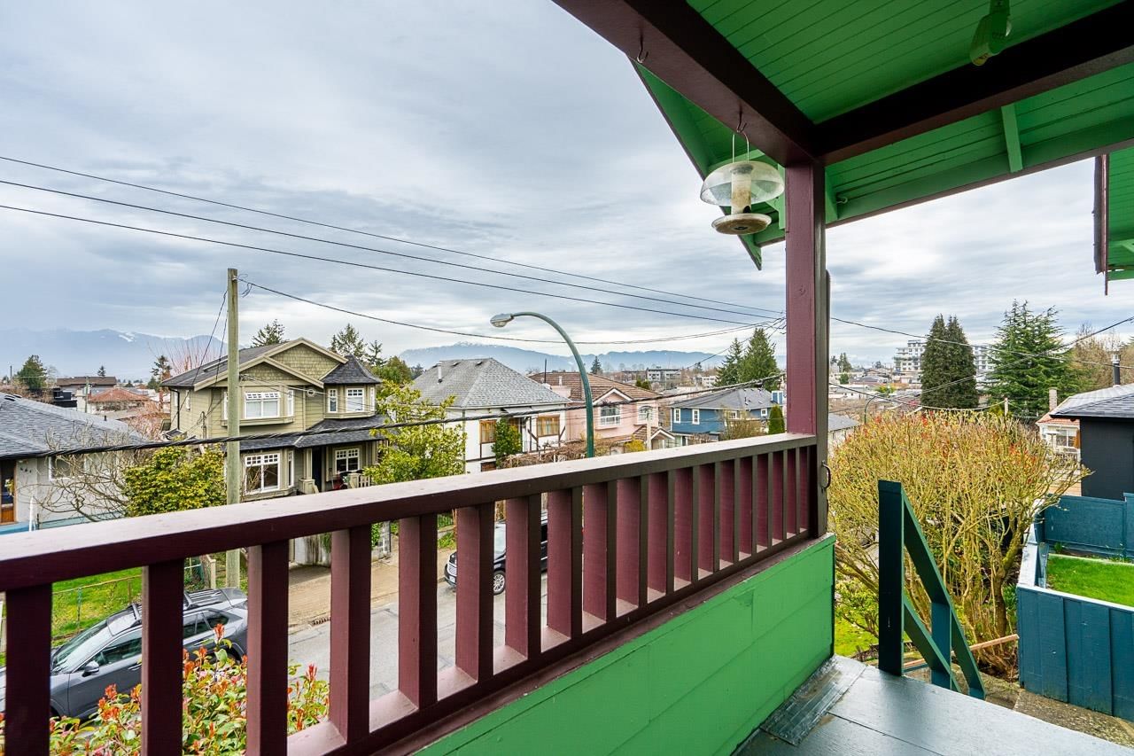 Listing Image 11