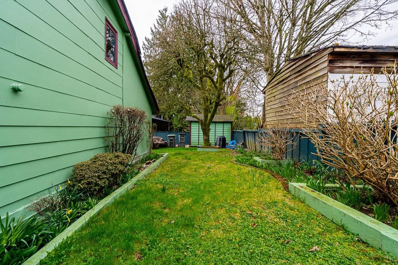 Listing Image 8