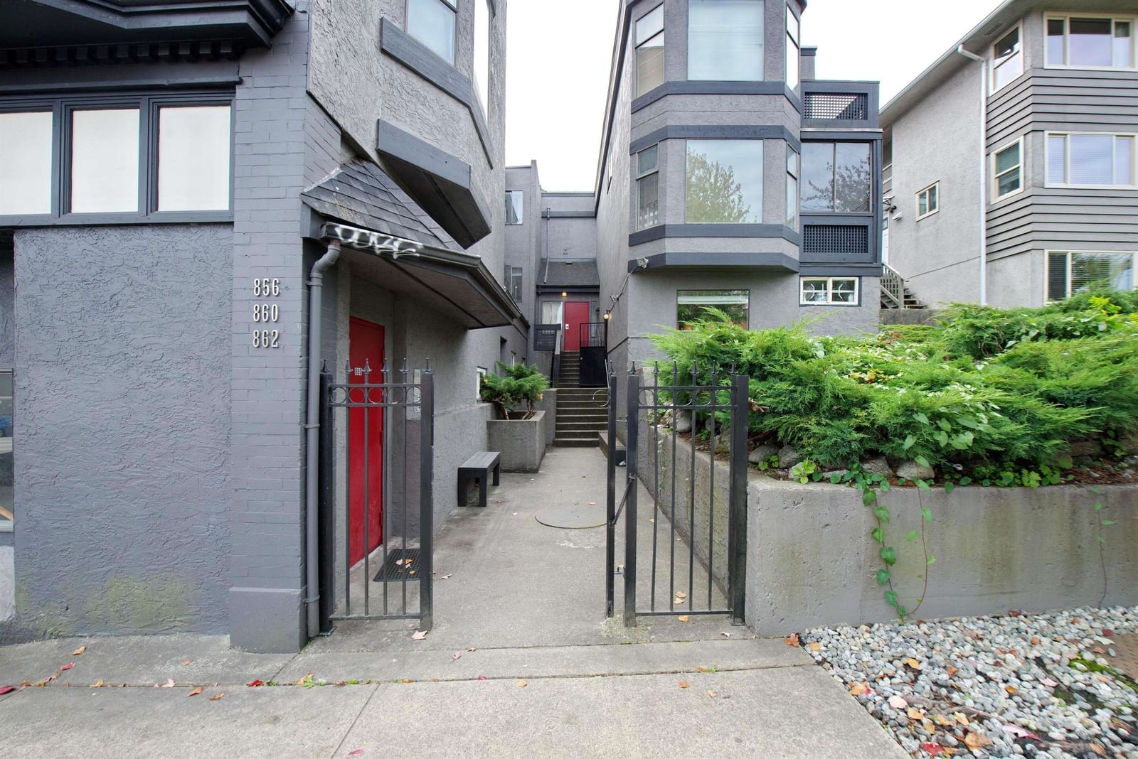Listing Image 22