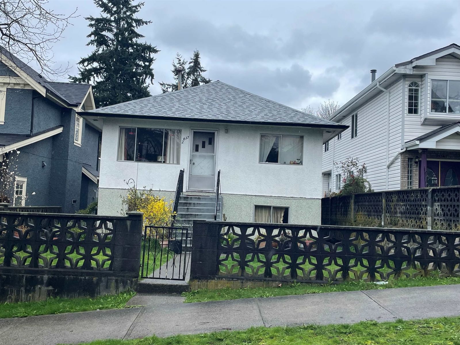 Listing Image 1