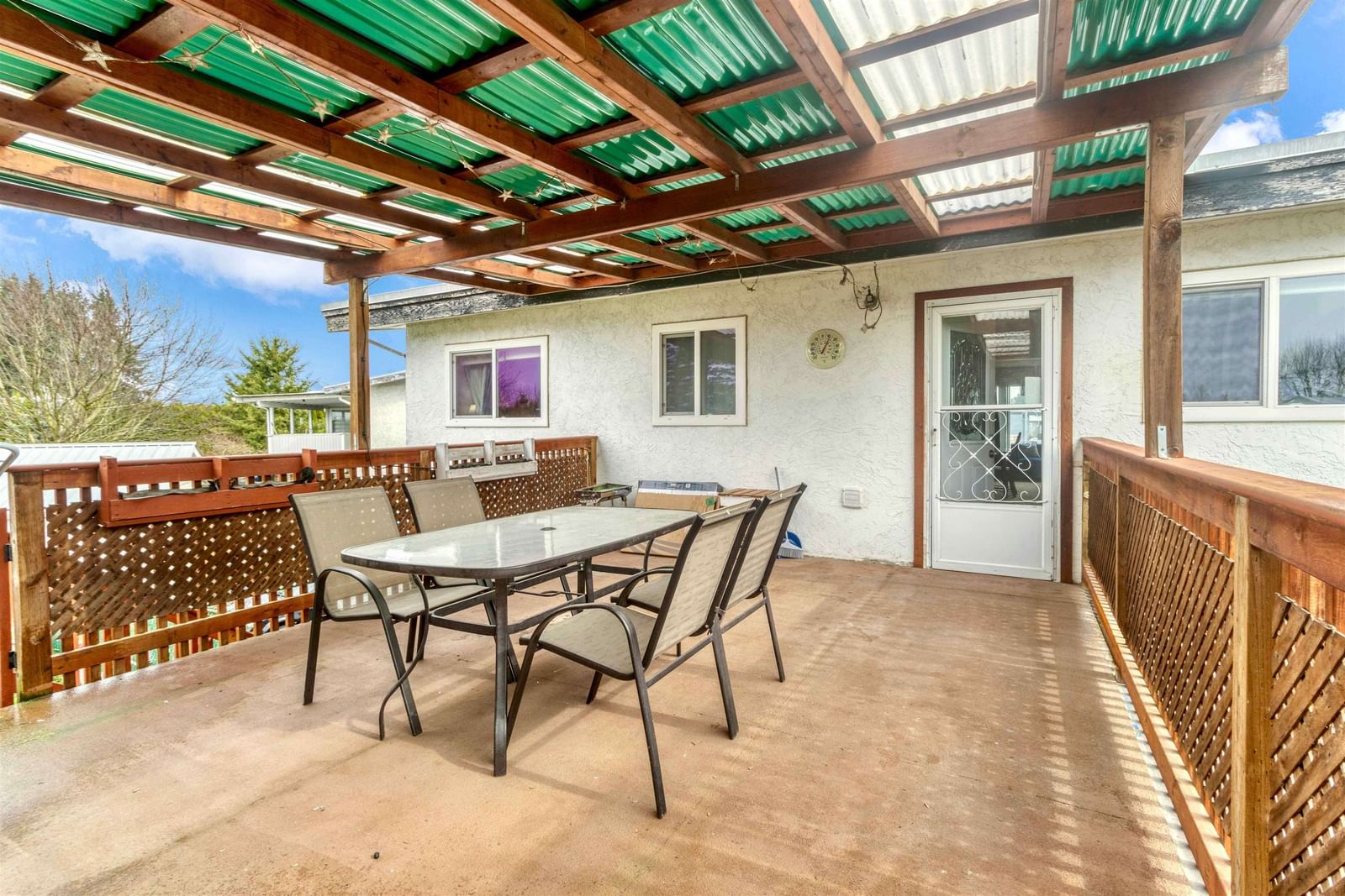 Listing Image 19