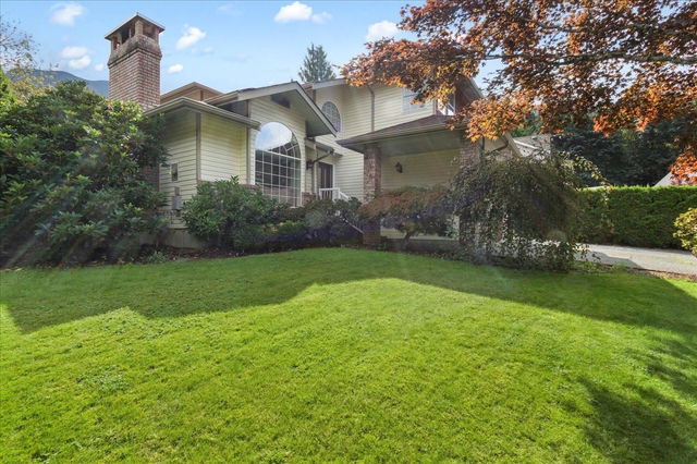 3 - 1735 Spring Creek Drive