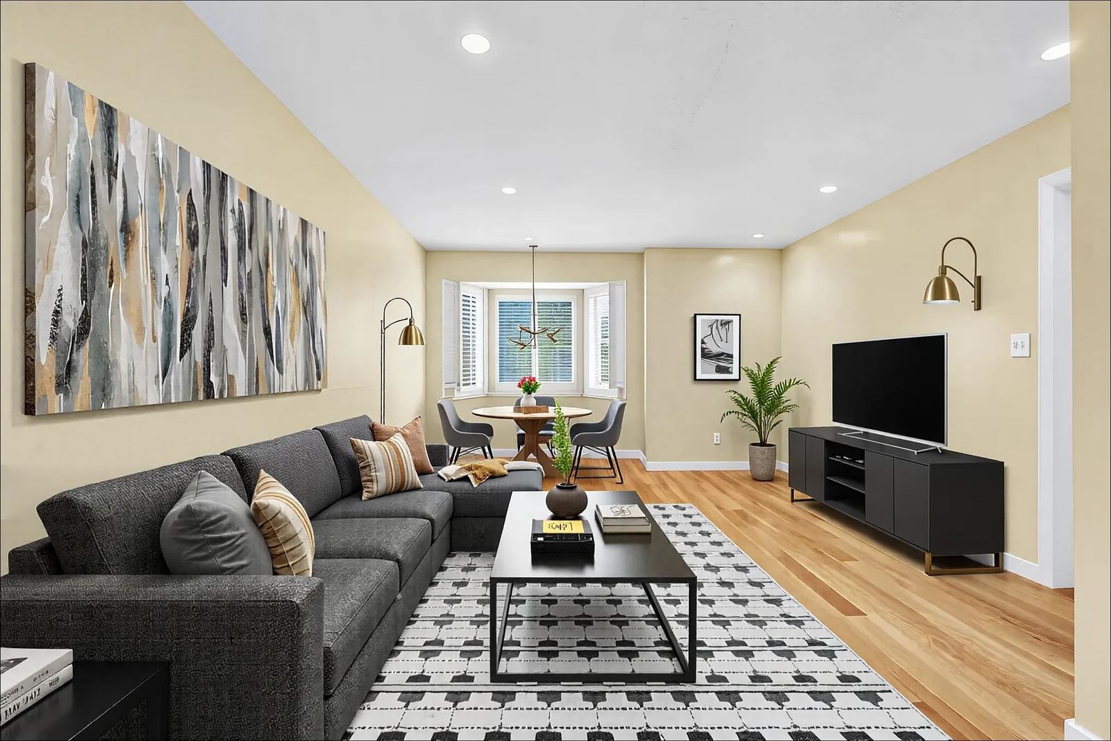 Listing Image 13