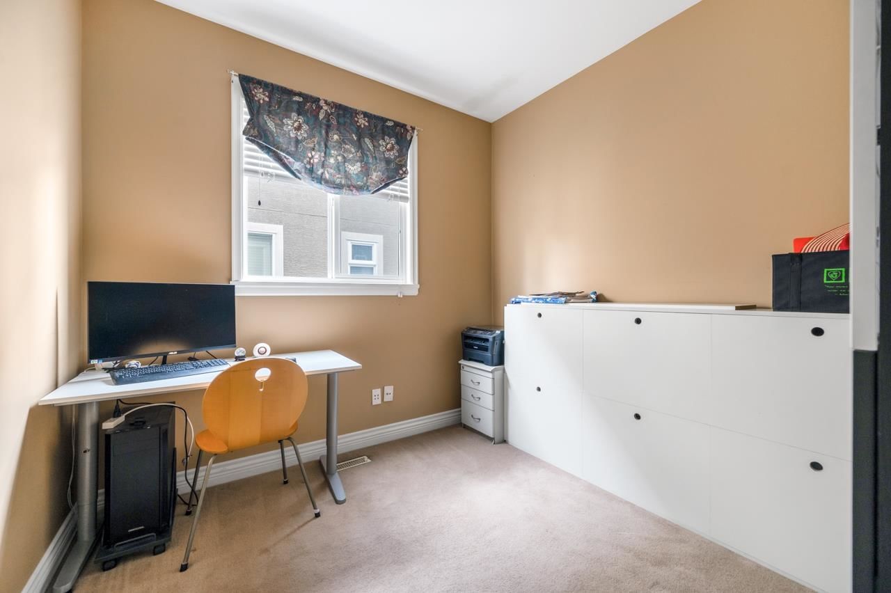 Listing Image 18