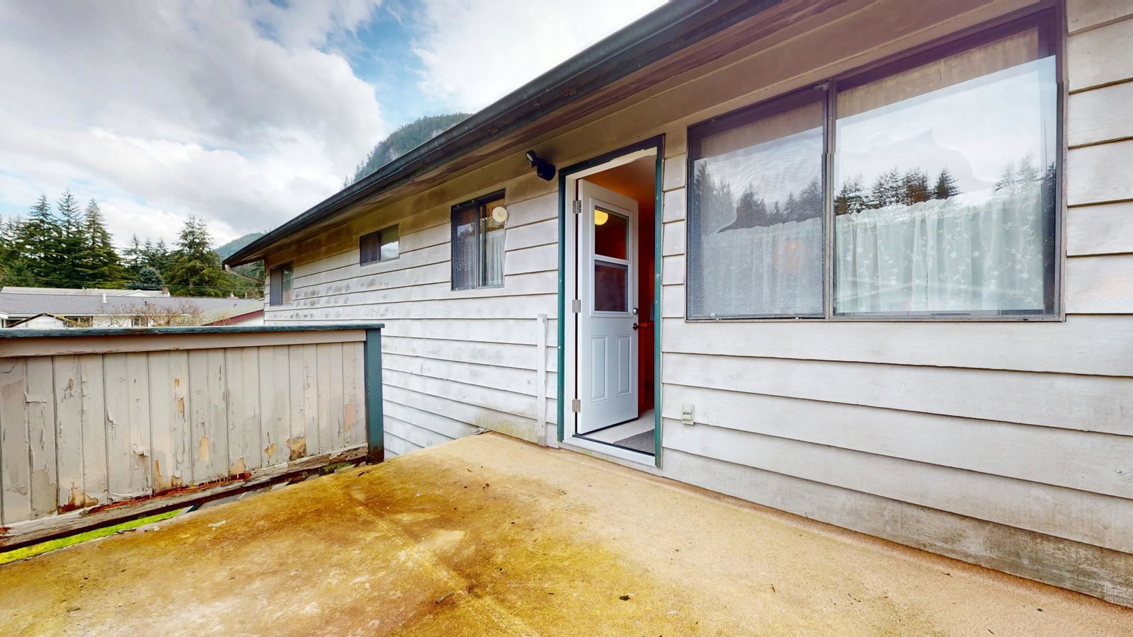 Listing Image 20