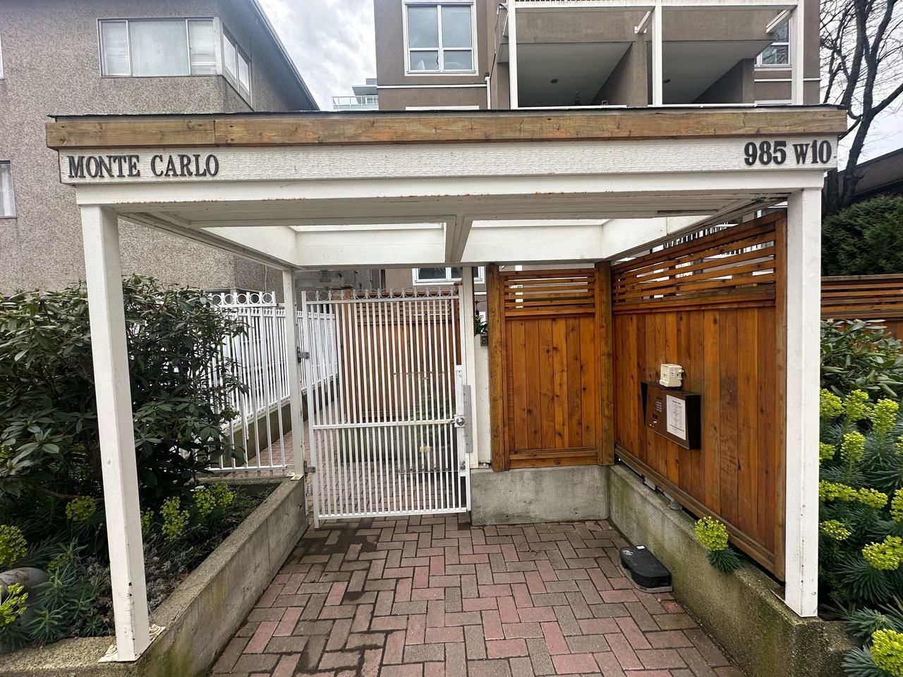 Listing Image 22