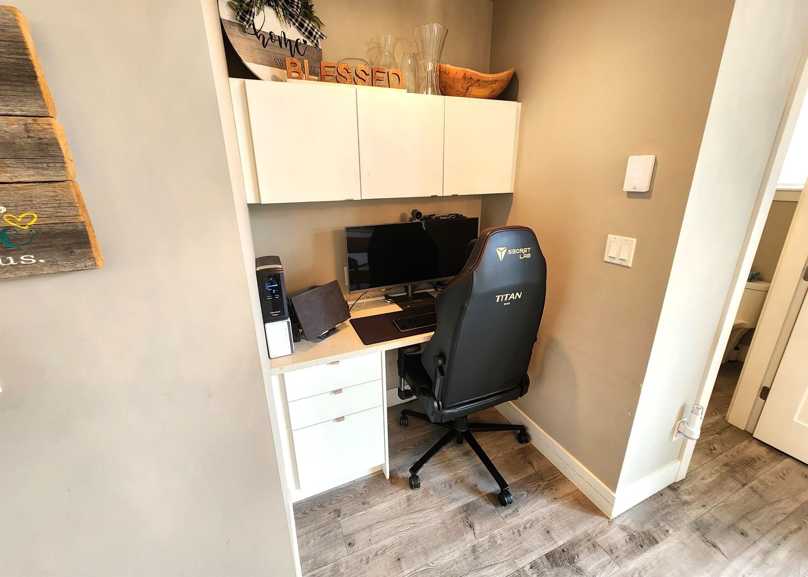 Listing Image 20