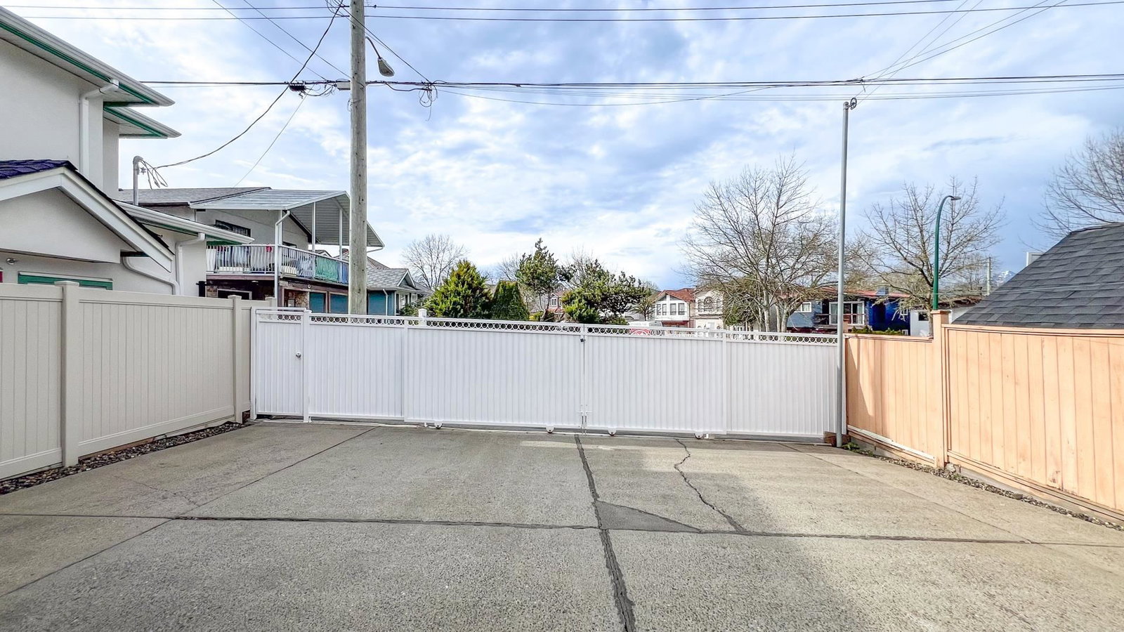 Listing Image 34