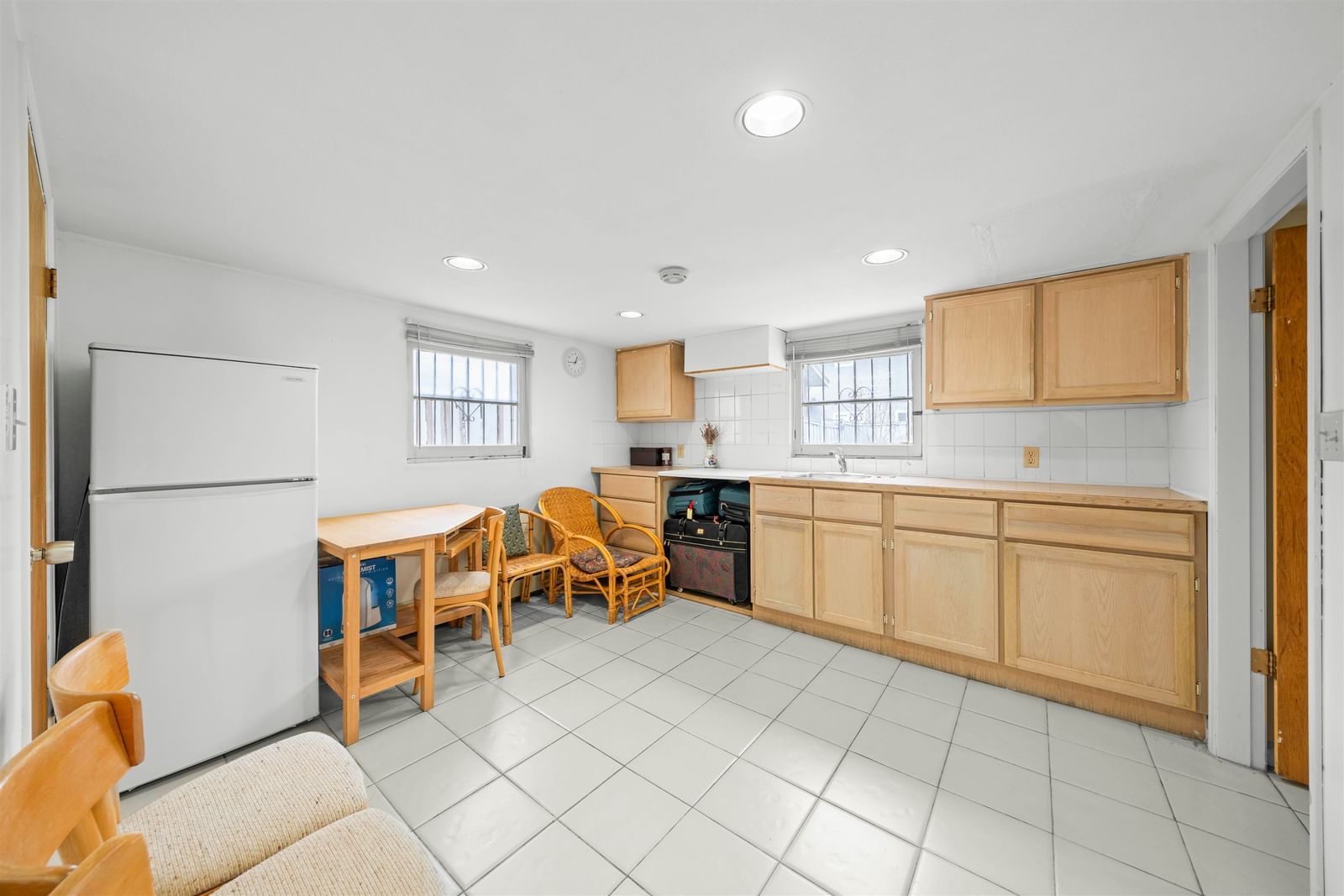 Listing Image 20