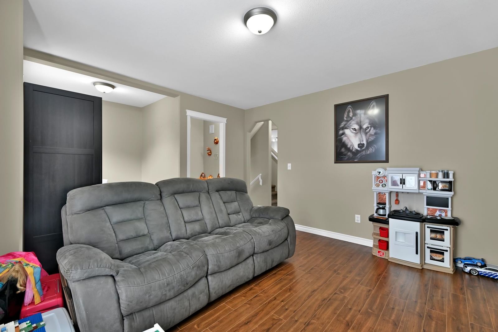 Listing Image 15