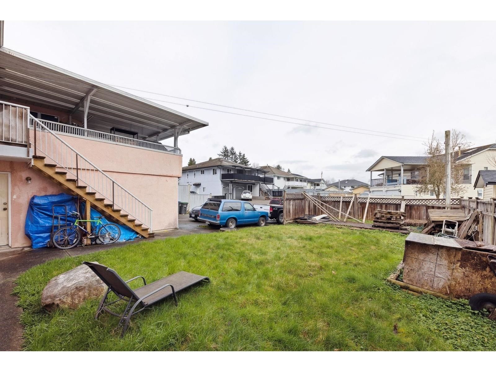 Listing Image 3