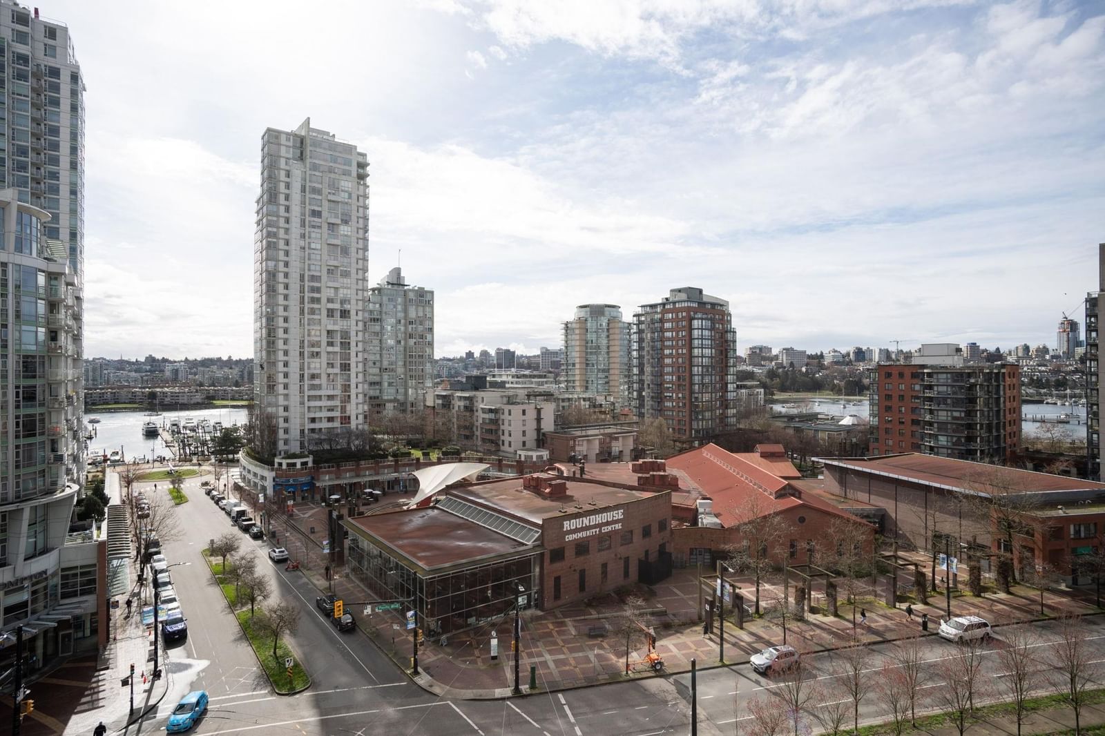Listing Image 19