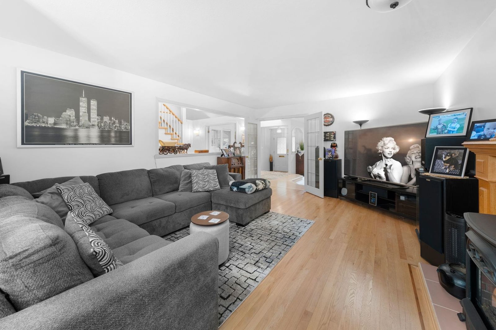 Listing Image 17