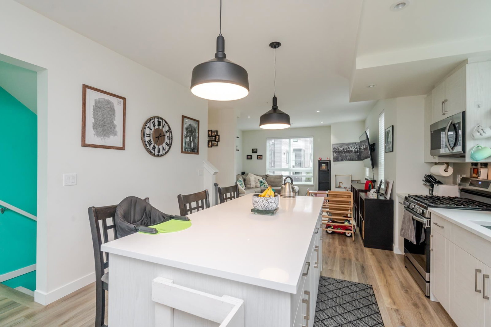 Listing Image 15