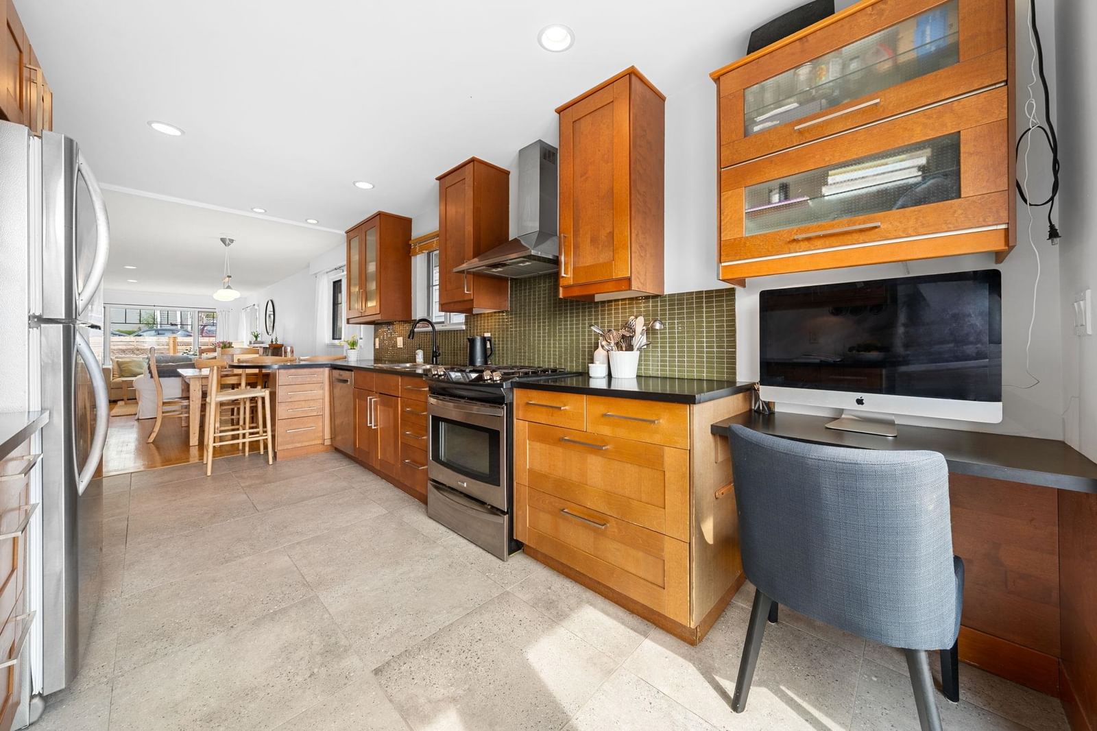 Listing Image 15