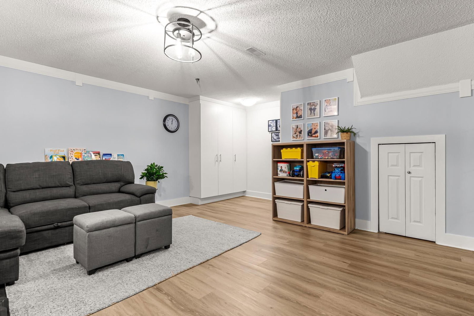 Listing Image 19