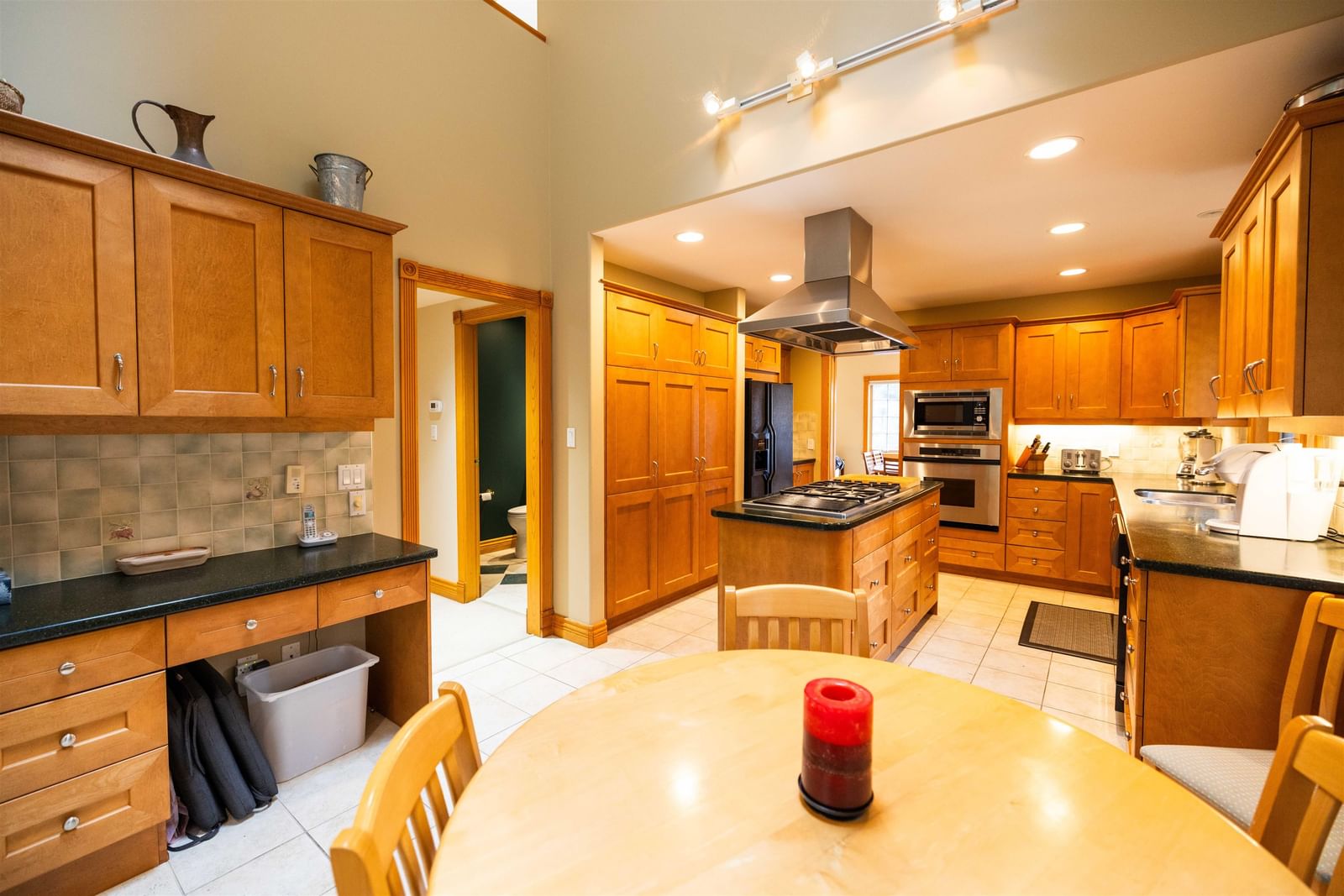 Listing Image 11