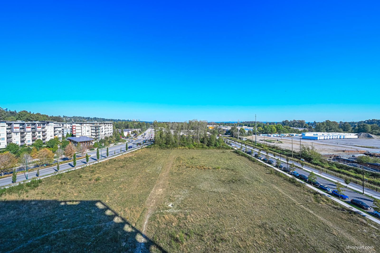 Listing Image 11
