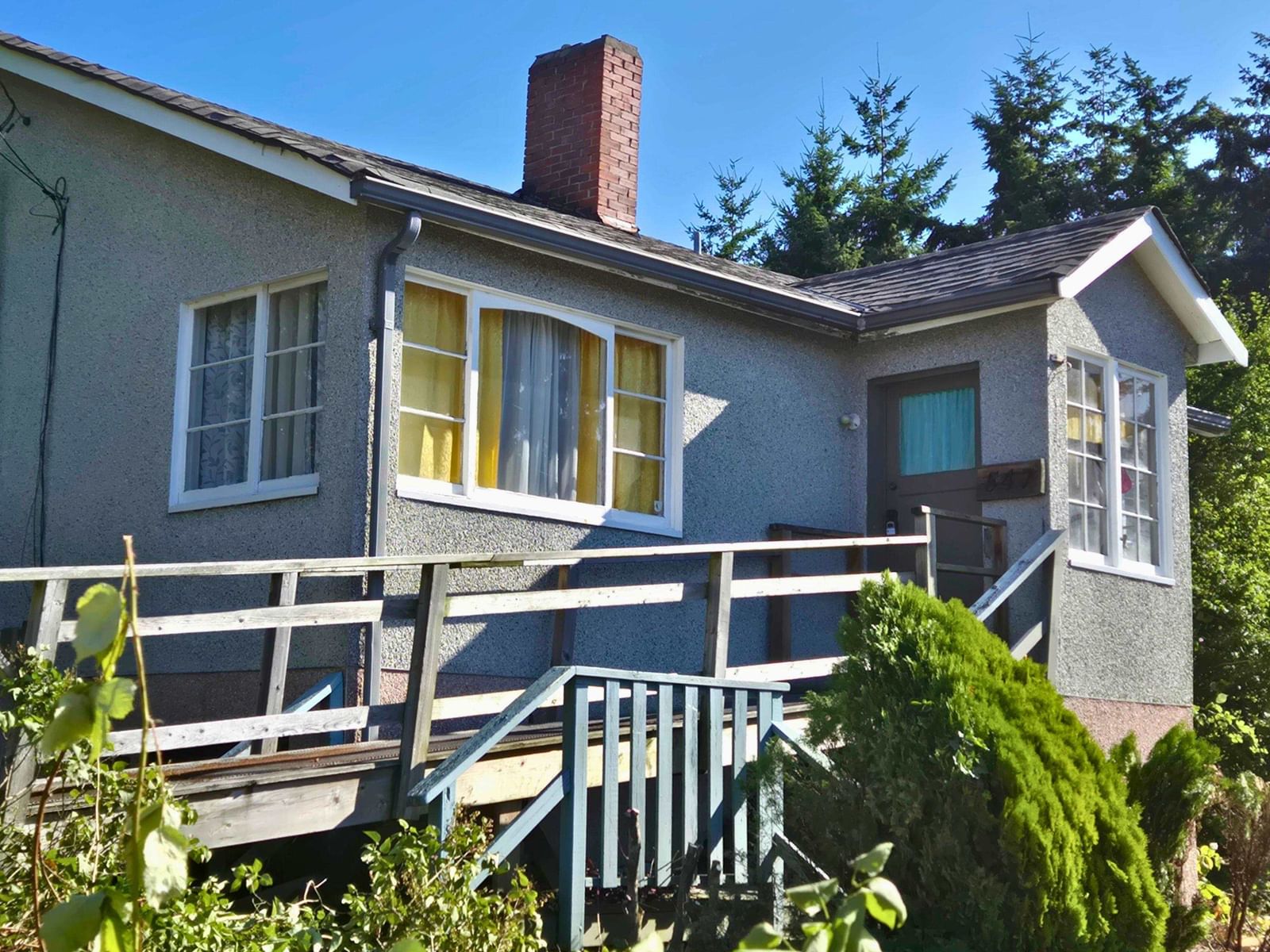 Listing Image 6