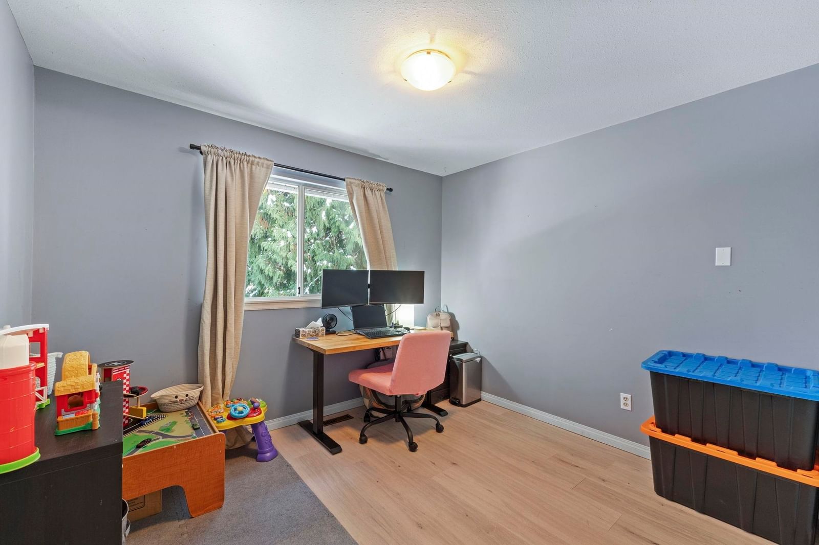 Listing Image 20