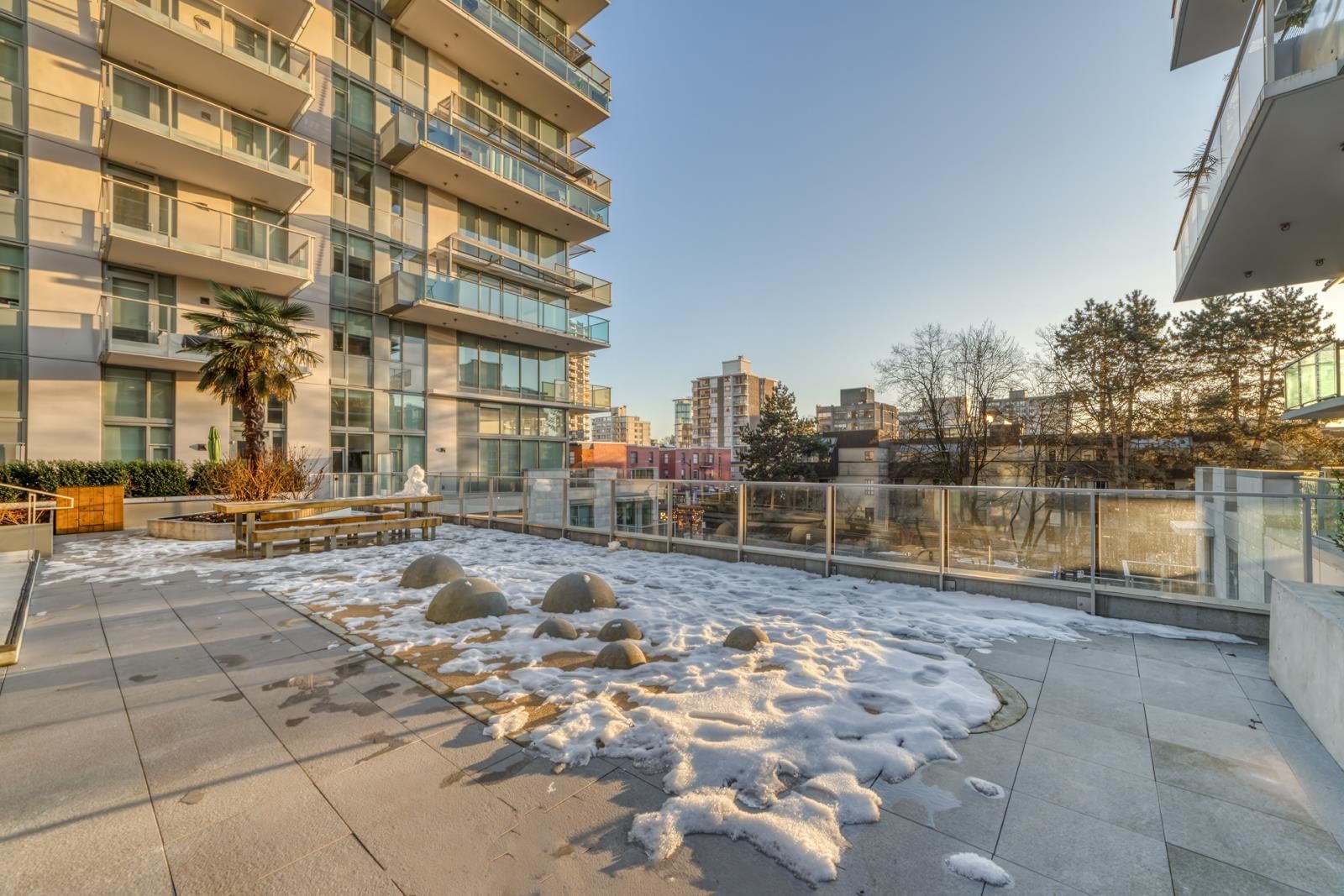 Listing Image 15