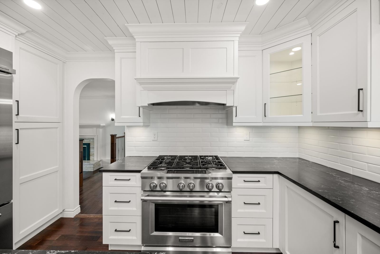 Listing Image 19